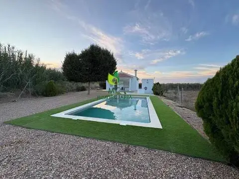 Casa rústica en Don Benito