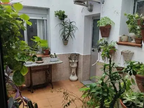 Piso en Santa Rosa-Valdeolleros