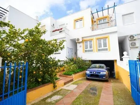 Chalet en calle calle Hermanos Machado, 6