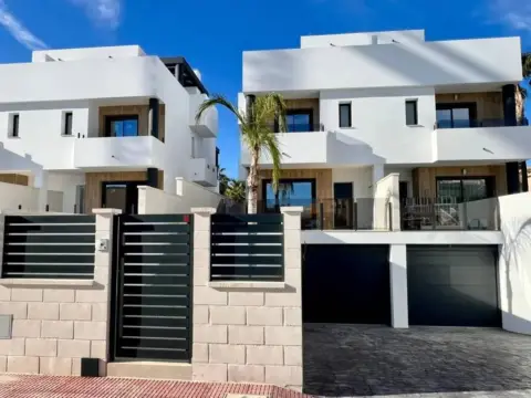 Chalet en Carrer Número 10