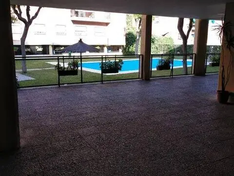 Piso en calle Castillo de Marchenilla