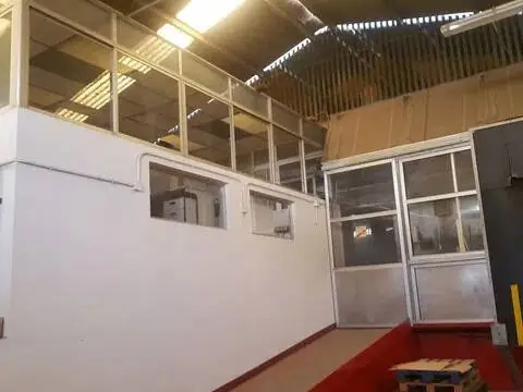 Nave industrial en Los Prados