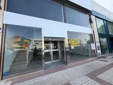 Local comercial en Los Prados