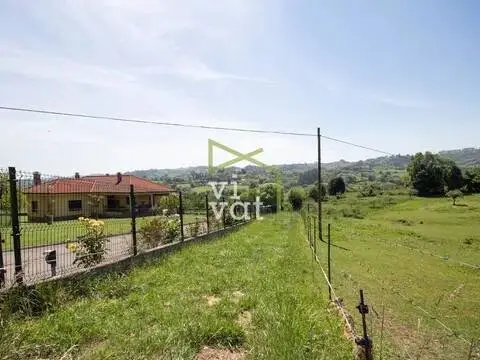 Terreno en Granda-Tiñana-Hevia