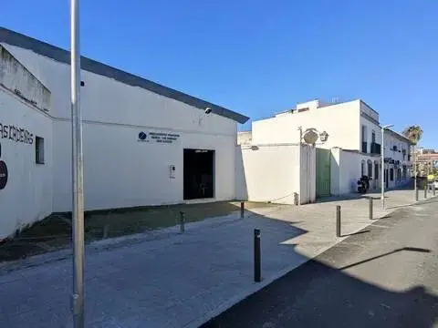 Edificio en calle de Sevilla