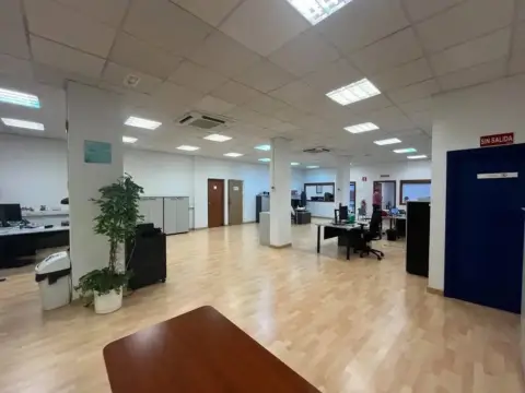 Local comercial en Fátima-Franciscanos