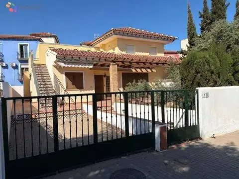 Chalet en calle Ciudad de Valencia