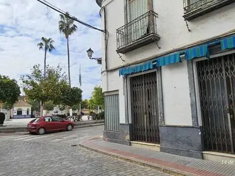 Chalet en Lora del Río