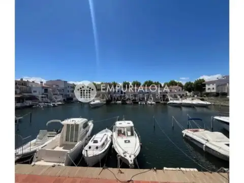Piso en Sector del Port Alegre