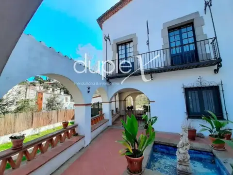 Casa rústica en Òrrius