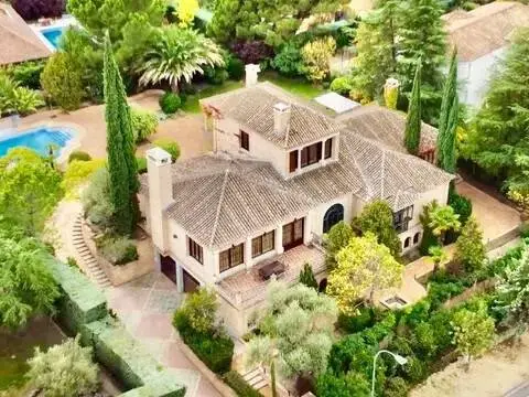 Chalet en Club de Golf-Molino de la Hoz