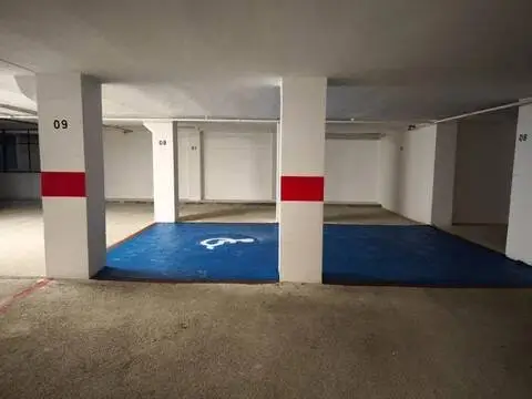 Garaje en Camino de Ronda