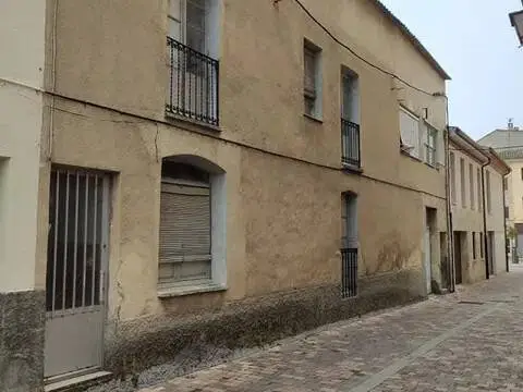 Edificio en calle de Buscarruidos