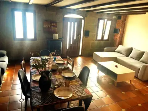 Casa rústica en Barro