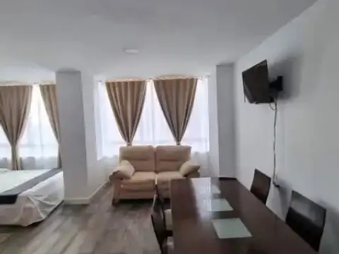 Piso en calle de Martín Alonso