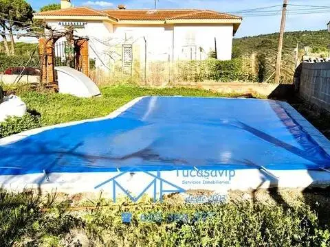 Chalet en Pelayos de La Presa