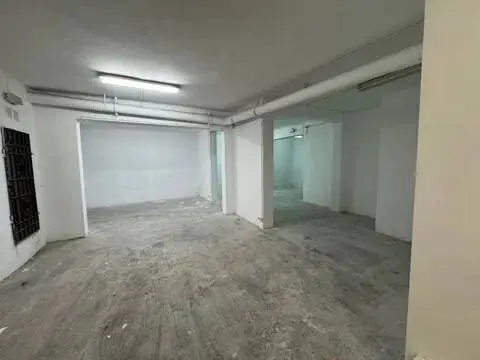 Local comercial en Carrer de Floridablanca