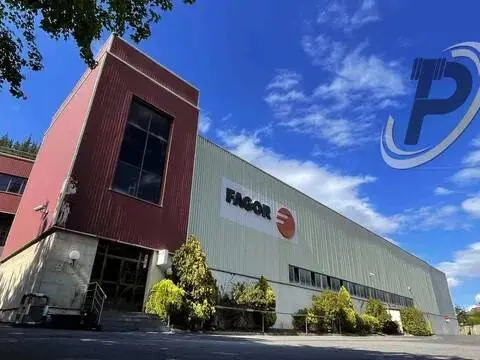 Nave industrial en Aingeru Guarda Pasealekua