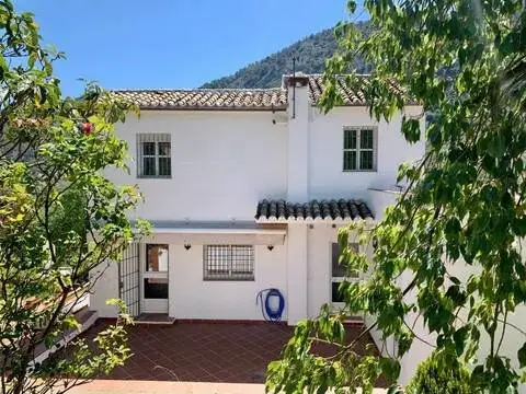 Casa adosada en Diseminado Las Piedras