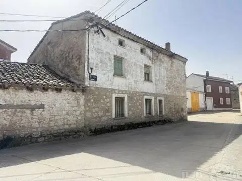 Casa rústica en Renuncio