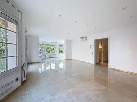 Casa en Ronda del Canigó