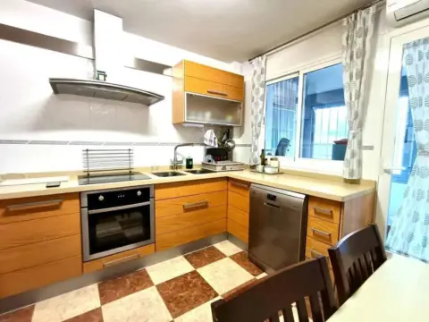 Casa en Plaza de Toros-La Guija-Santa María-Ciudad Jardín-Los Rosales