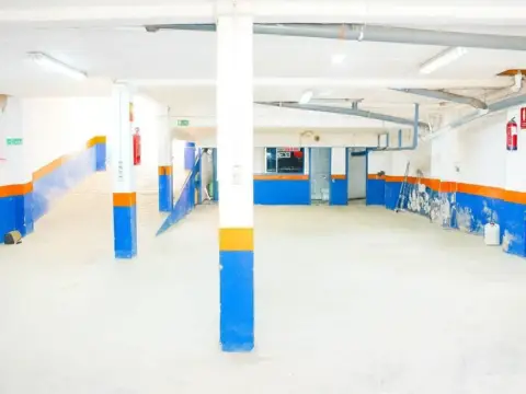 Local comercial en La Gavarra