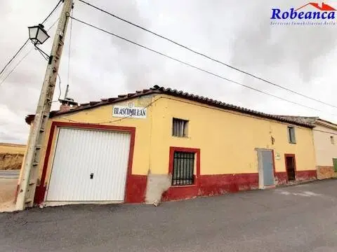 Casa rústica en calle Nueva