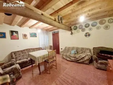 Casa rústica en calle Nueva