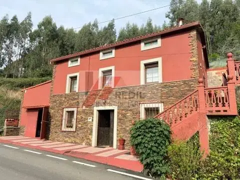 Chalet en A Chantada (Requeira)