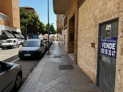 Local comercial en San Luis-Los Molinos
