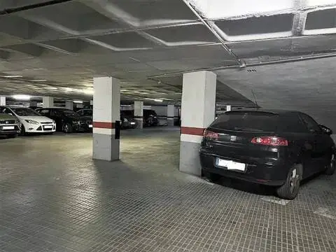 Garaje en Carrer de Tamarit