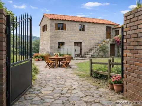Casa rústica en Redondela