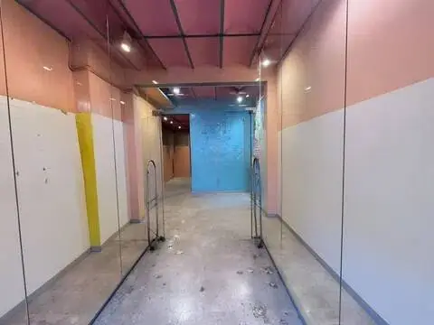Local comercial en Carrer de Manso