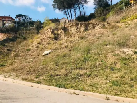 Terreno en Carrer de la Noguera