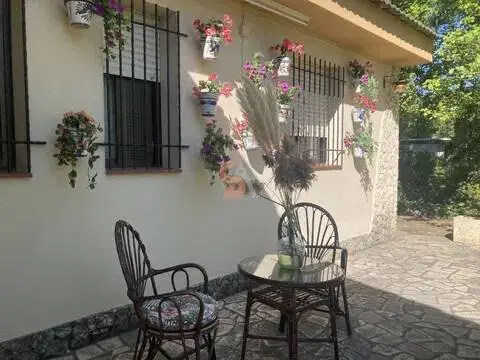 Chalet en Cubillas de Santa Marta
