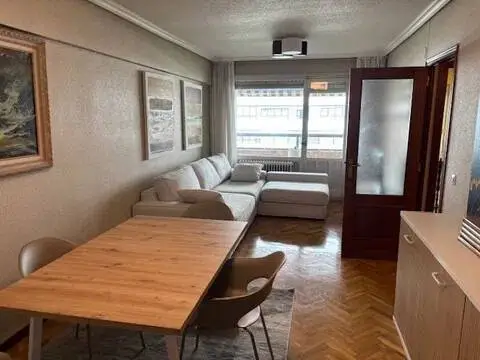 Piso en Avenida de Pío XII