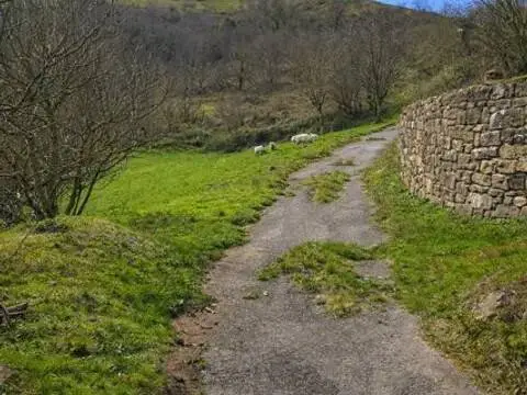 Casa rústica en calle Almandoz No Number