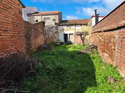 Casa rústica en calle de Juan Bodón Lucio