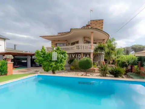 Chalet en Santa Eulàlia de Ronçana
