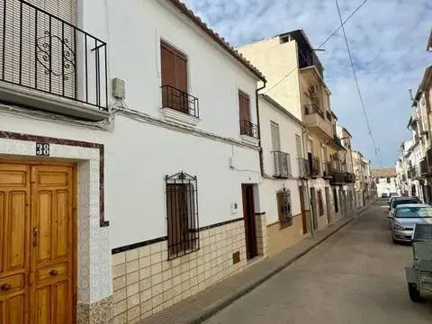 Casa adosada en calle de Sagasta