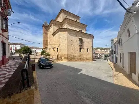Casa adosada en calle de la Expectación