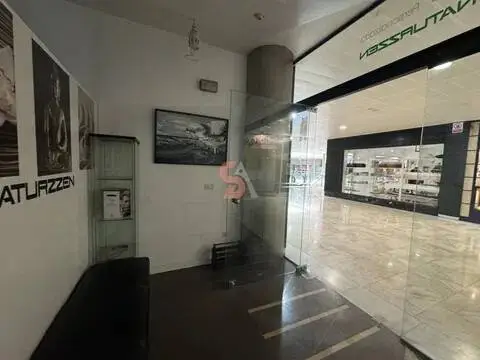 Nave industrial en Centro