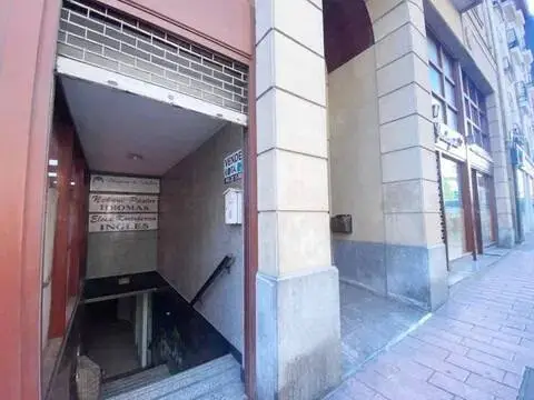 Local comercial en calle de Bidebarrieta