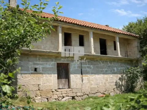 Casa rústica en Fornelos de Montes