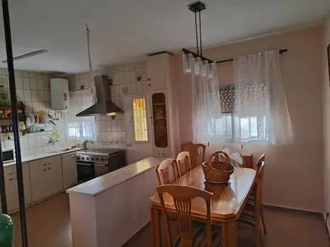Chalet en Almoguera