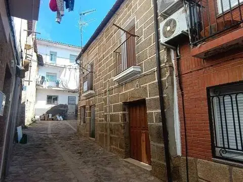 Chalet en Cilleros