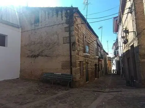 Chalet en Cilleros