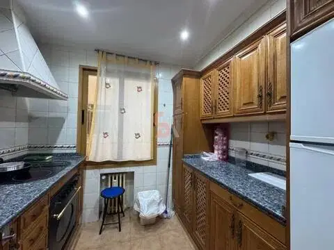 Piso en Circular-Vadillos