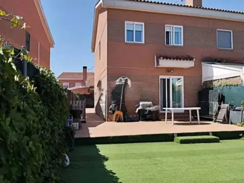 Chalet en Pioz